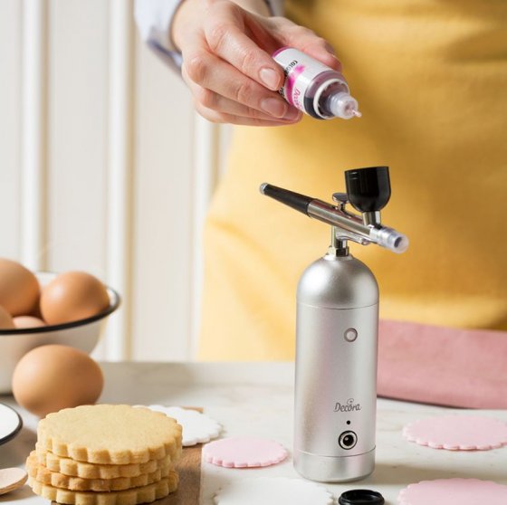 Airbrushfärg för bakning