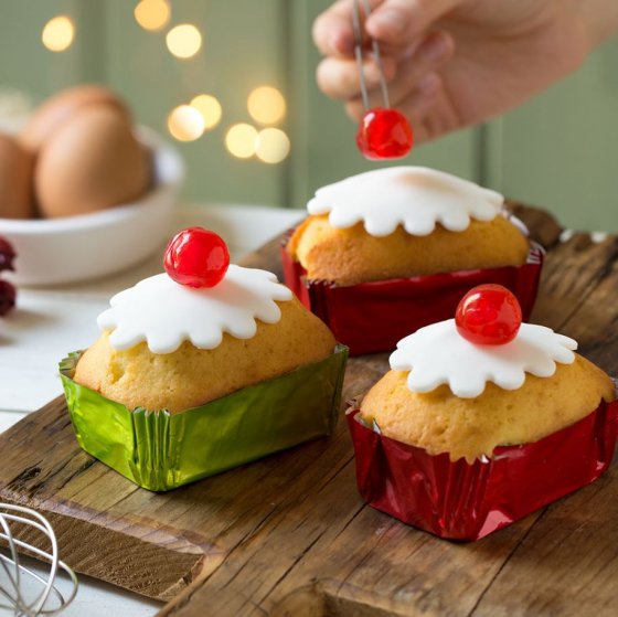 avlånga baking cups papper