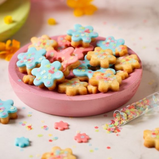 Decora Syötävät koristeet Kukat