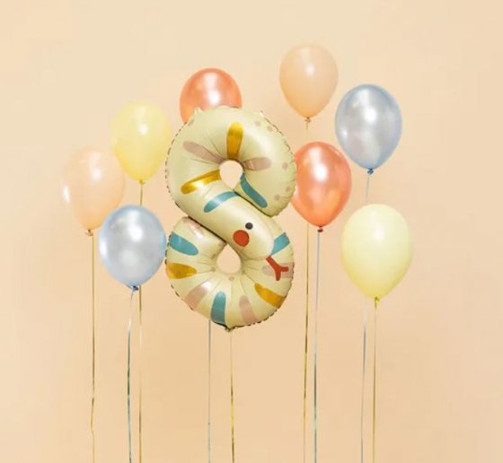 Folieballong nummer 8 orm