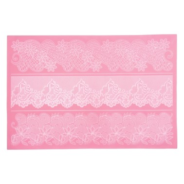 Sweetly Does It Lace Mat 4