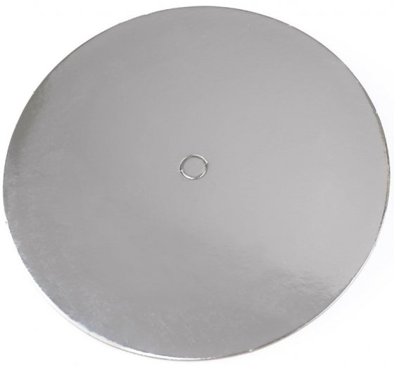 tårtbricka med perforerat hål