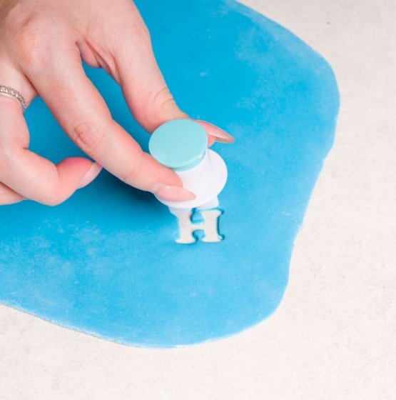 Loyal Plunger-muotit - Kirjaimet