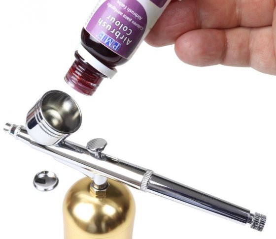 Airbrushfärg för bakning