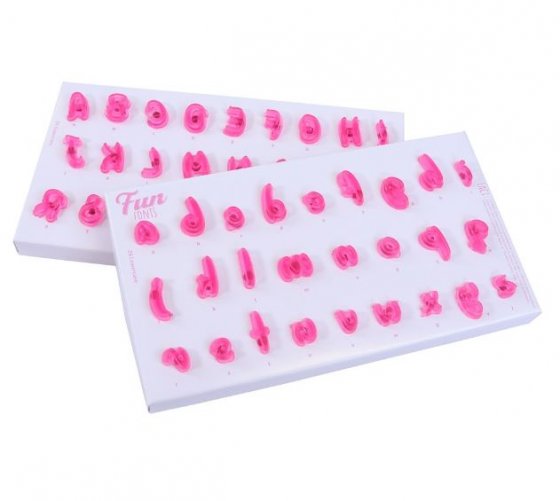 Bokstavsstämplar bakning