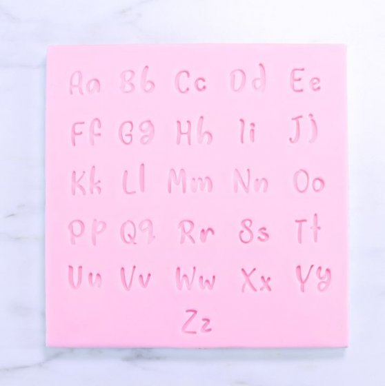 Bokstavsstämplar bakning