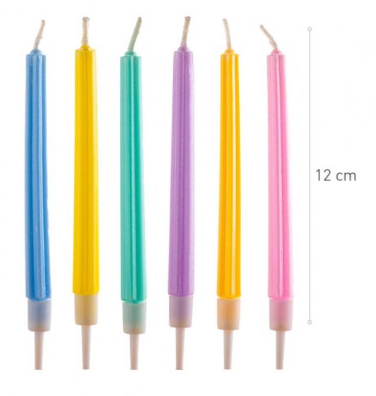 Raka färgglada tårtljus