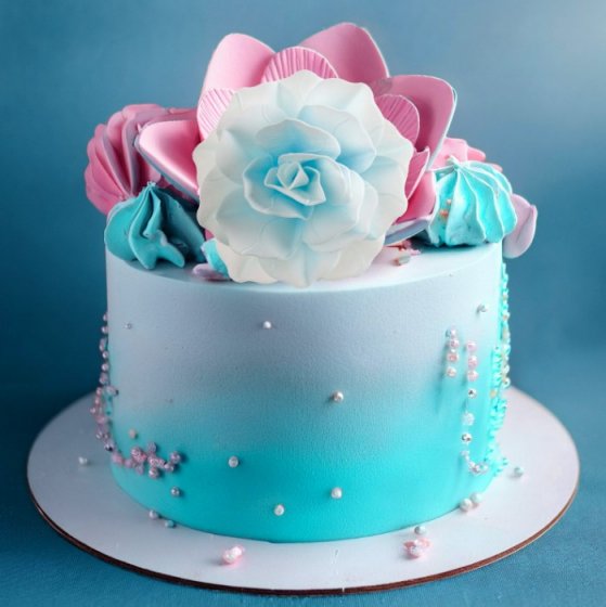 Syötävä kakkukoriste waferkukka Vaaleansininen ruusu 12,5 cm