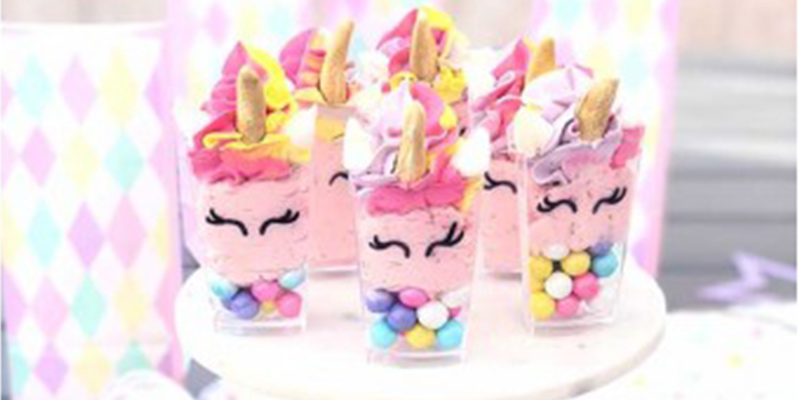 dessert unicorn i glas